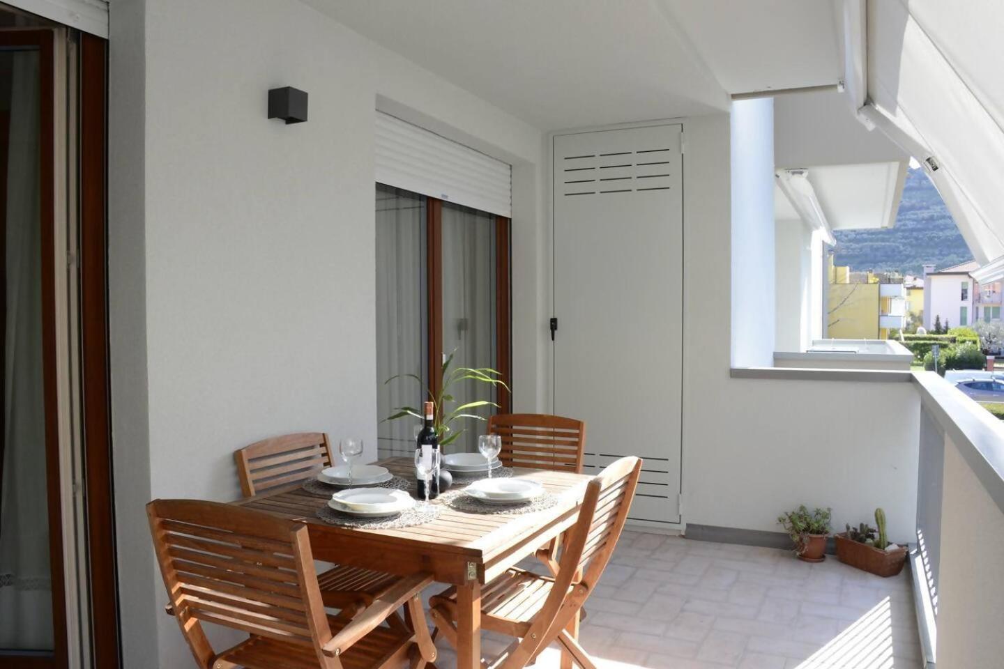 Appartamento Peler13 Con Balcone E Parcheggio Riva del Garda Exterior photo