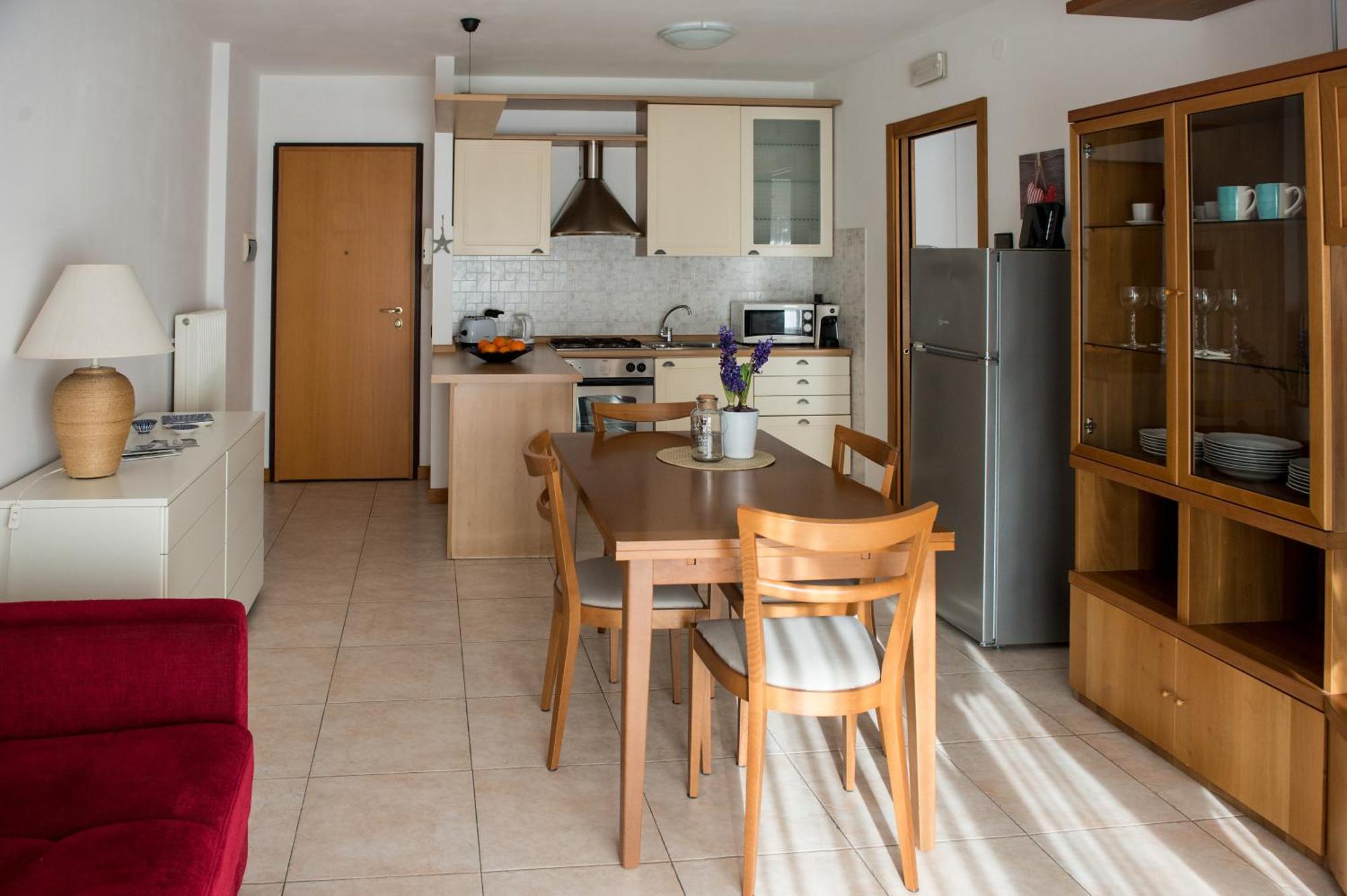 Appartamento Peler13 Con Balcone E Parcheggio Riva del Garda Exterior photo
