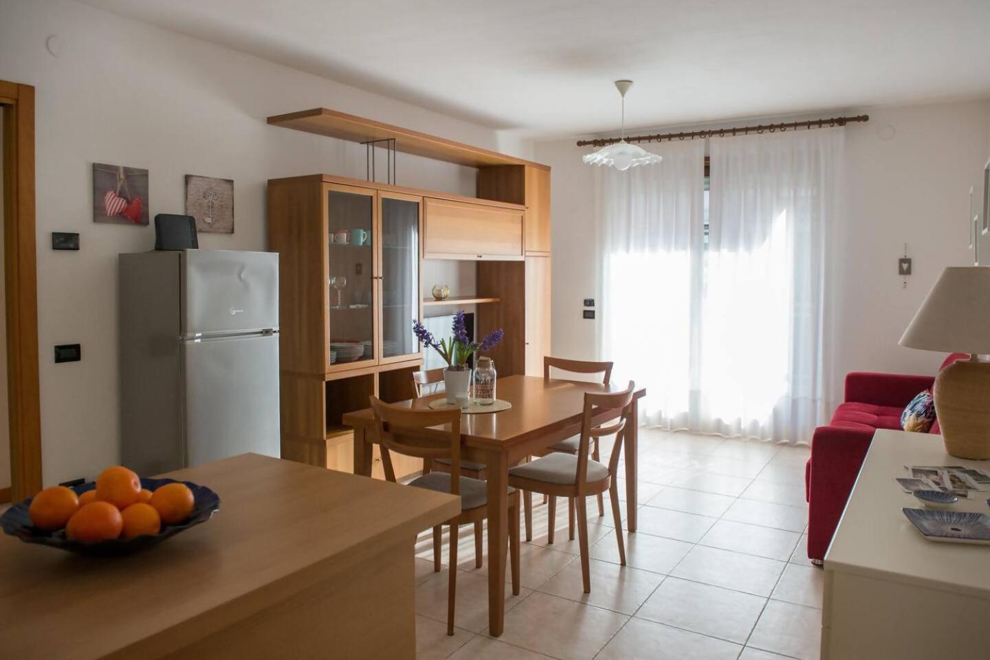 Appartamento Peler13 Con Balcone E Parcheggio Riva del Garda Exterior photo